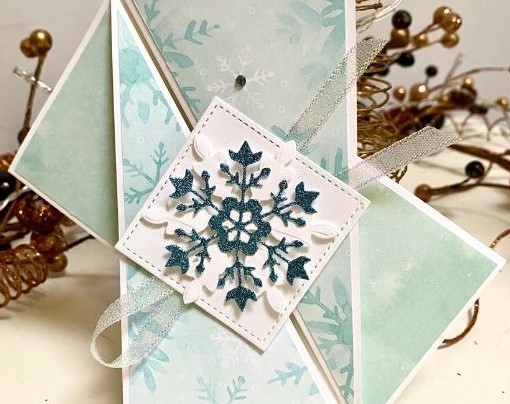 Diagonal Fold Snowflake Splendor Card