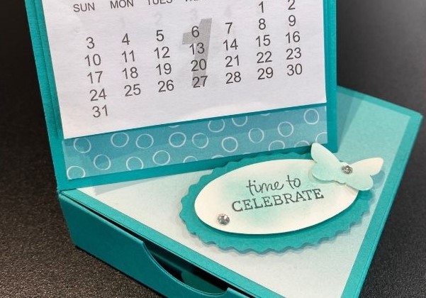 Oh So Ombre Desk Calendar